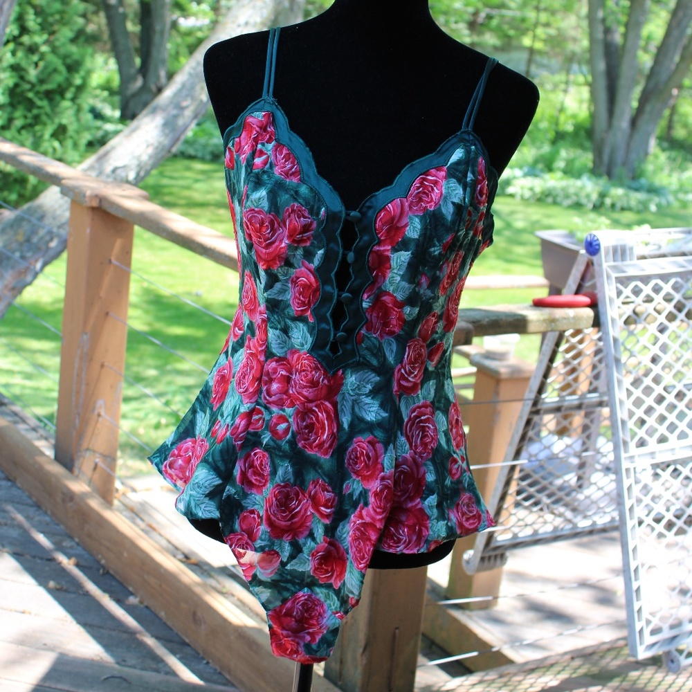 Victoria's Secret Sleep-ware NWOT Sz Medium